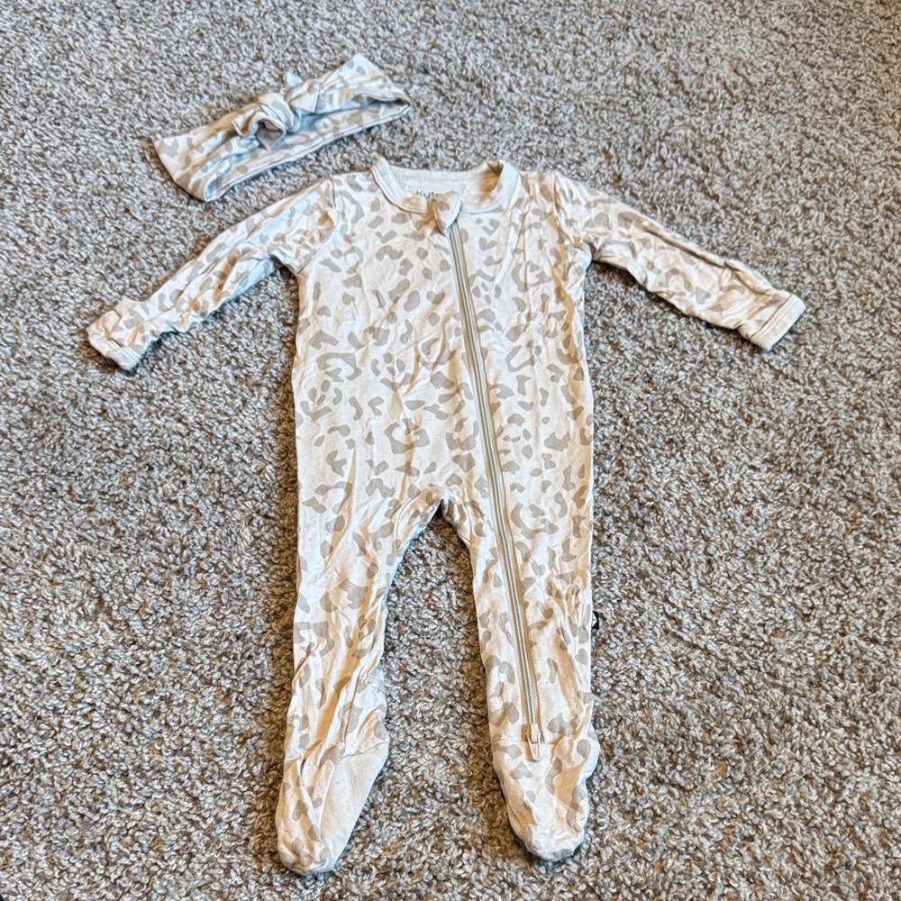 Kyte BABY Size 0-3 Zippered Footie + Headband - Oat Leopard